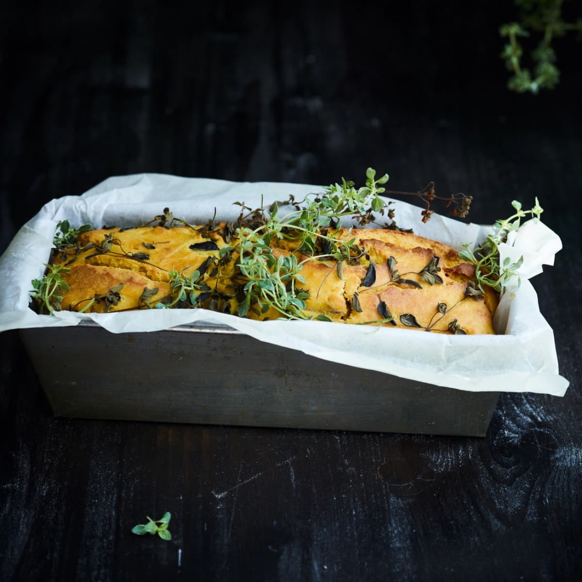 Maisbrot mit Thymian