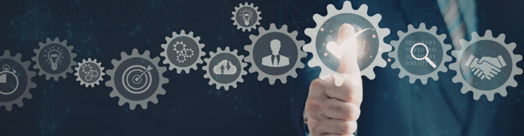 Ein Daumen klickt auf ein virtuelles Feld mit einem Haken