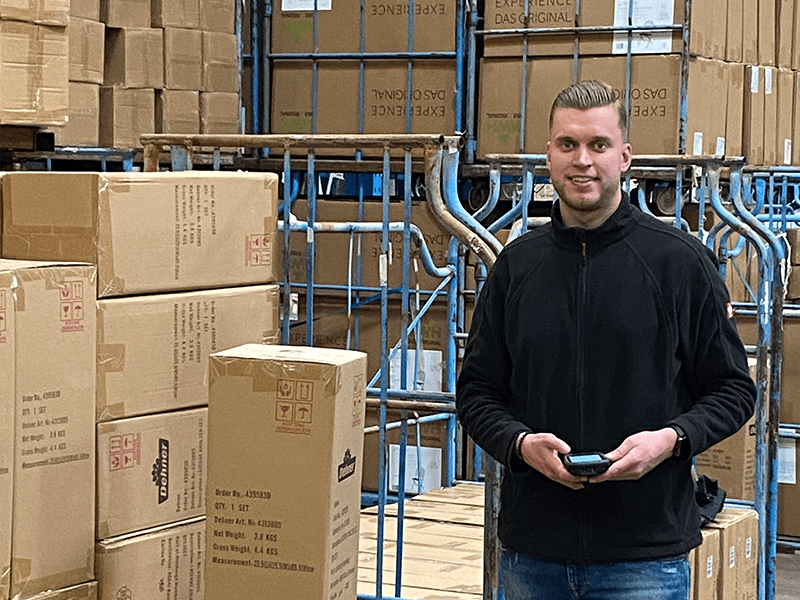 Wareneingang Logistik Gartenmöbel Dehner Fachkraft für Lagerlogistik Vorarbeiter