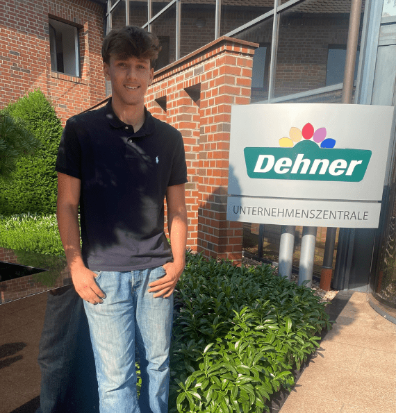 Azubis lernen in ihrer Ausbildung unterschiedliche Abteilungen kennen